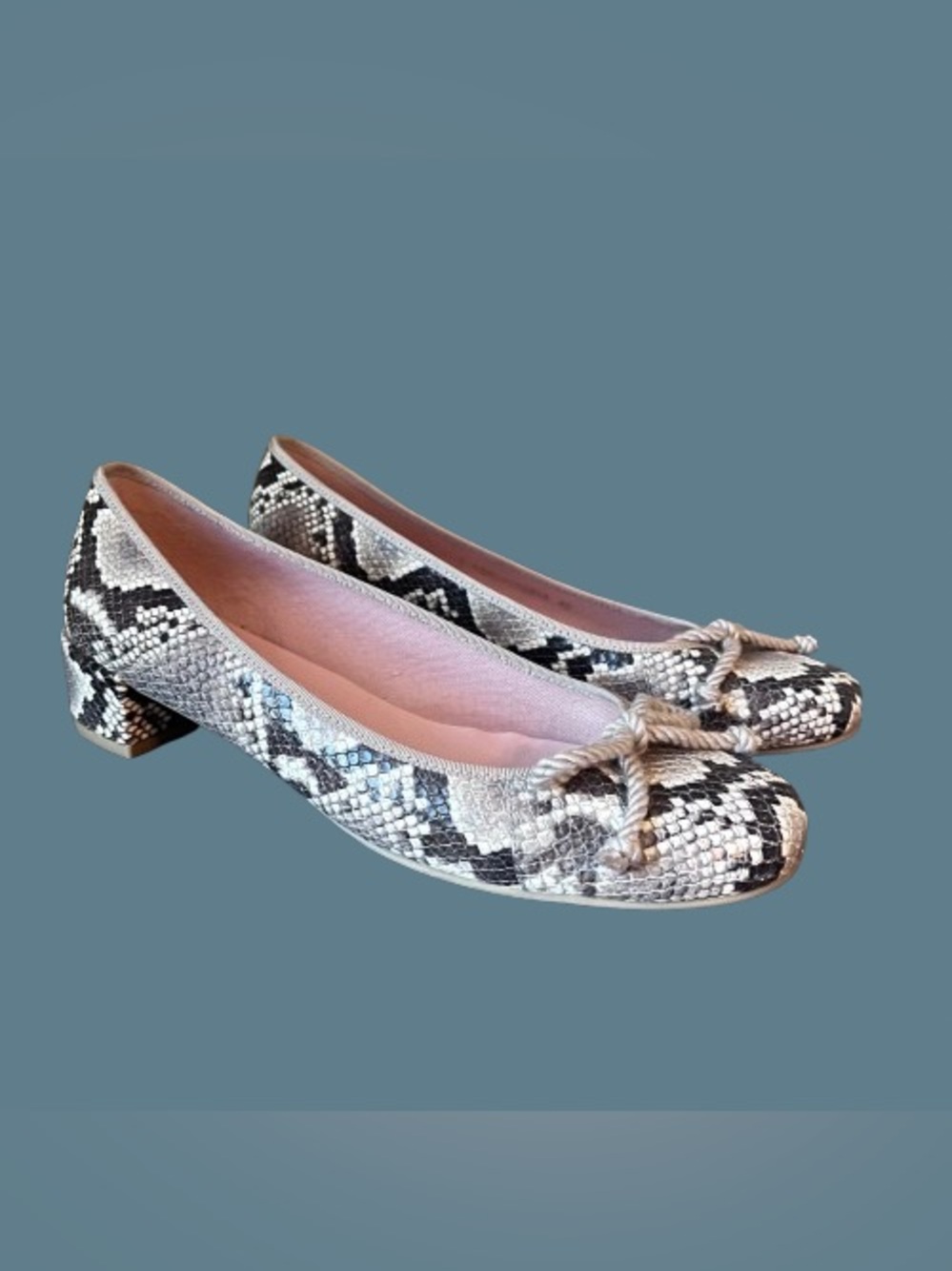 Pretty Ballerinas Tyba Python Snakeskin Block Heel Pumps EUC 40